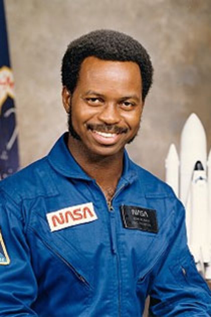 Photo of Ronald E. McNair, Ph.D. in astronaut flight suit 